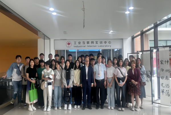 苏州百年职业学院