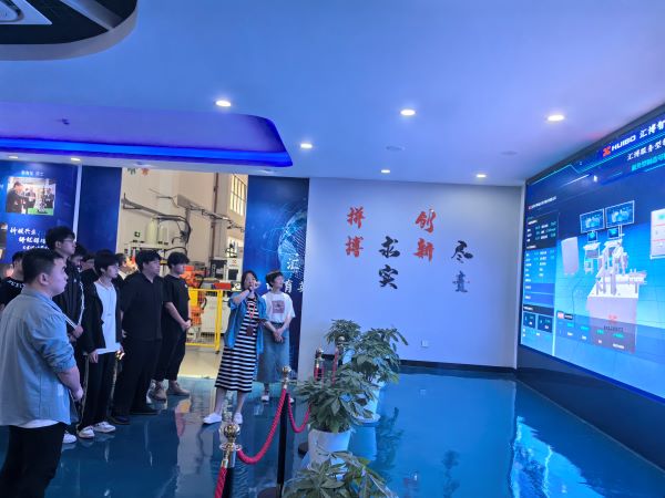 苏州百年职业学院