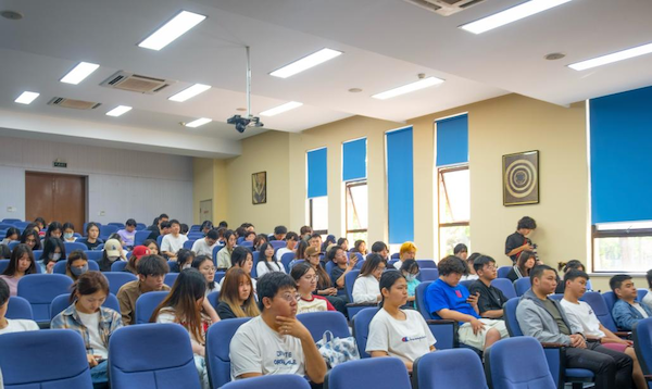 苏州百年职业学院