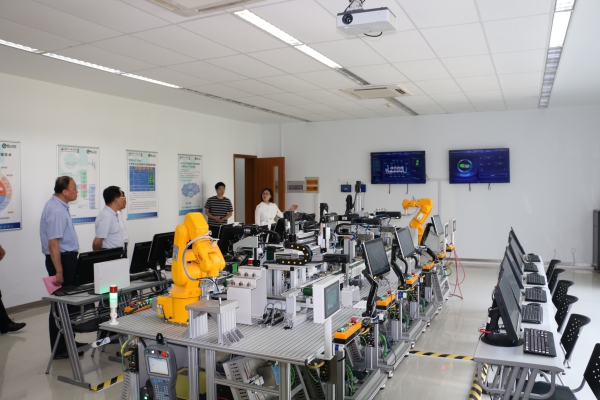 苏州百年职业学院