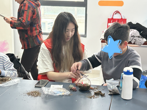 苏州百年功绩学院