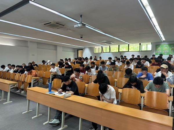 苏州百年职业学院