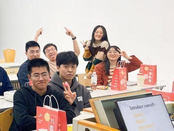 苏州百年职业学院